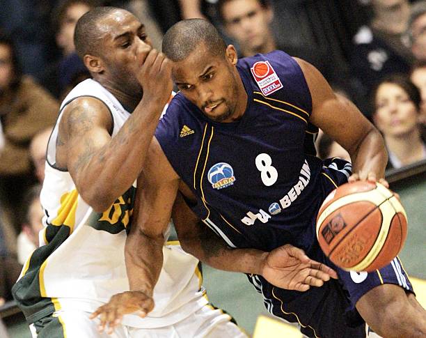 场比赛不败 场比赛不败