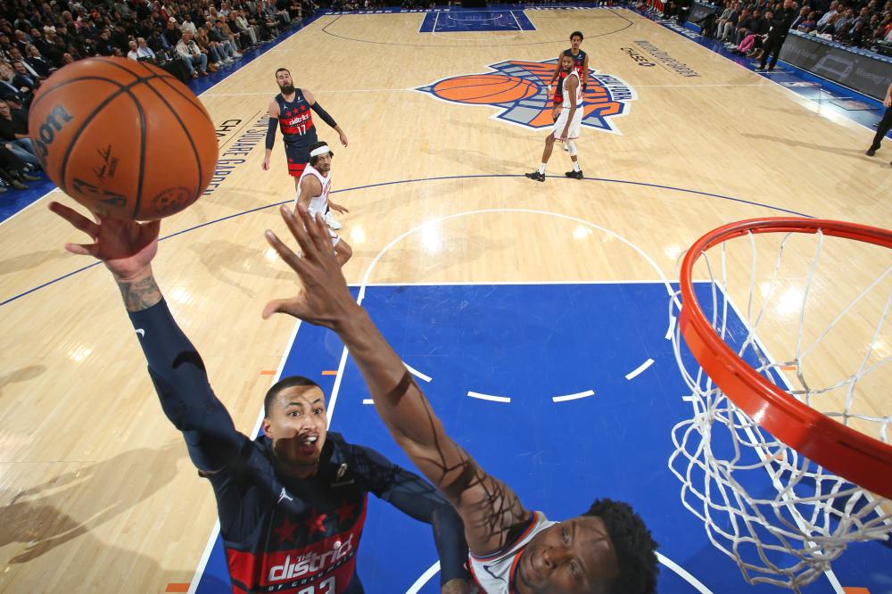 但他和球队 但他和球队